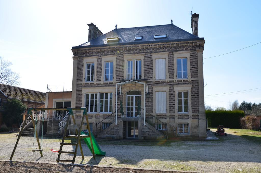 Bed and Breakfast Le Betrot Estissac Exteriér fotografie