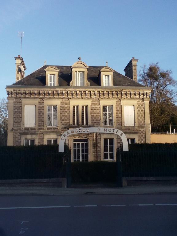 Bed and Breakfast Le Betrot Estissac Exteriér fotografie