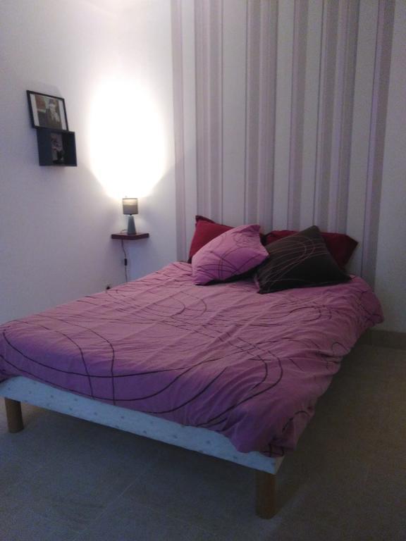 Bed and Breakfast Le Betrot Estissac Exteriér fotografie